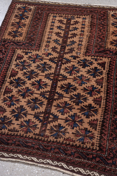 Antique Belouch Area Rug (2' x 3')